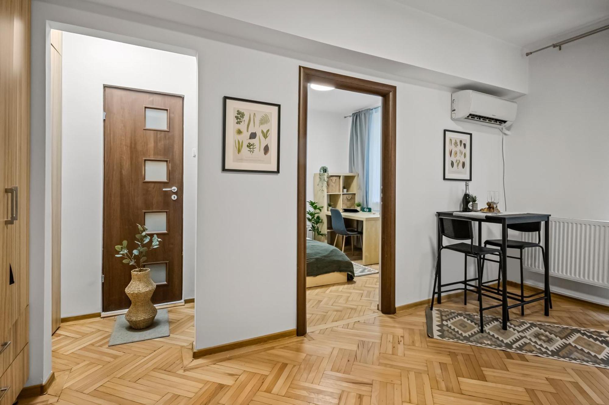 Earthy Escape - Central Apt With Balcony Bukarest Exterior foto
